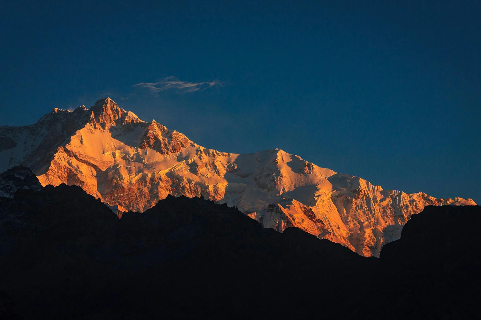 0afad85d 2c5f 474d bc78 45766b1ae43b goechala gcl lsprasath sunrise mountain 