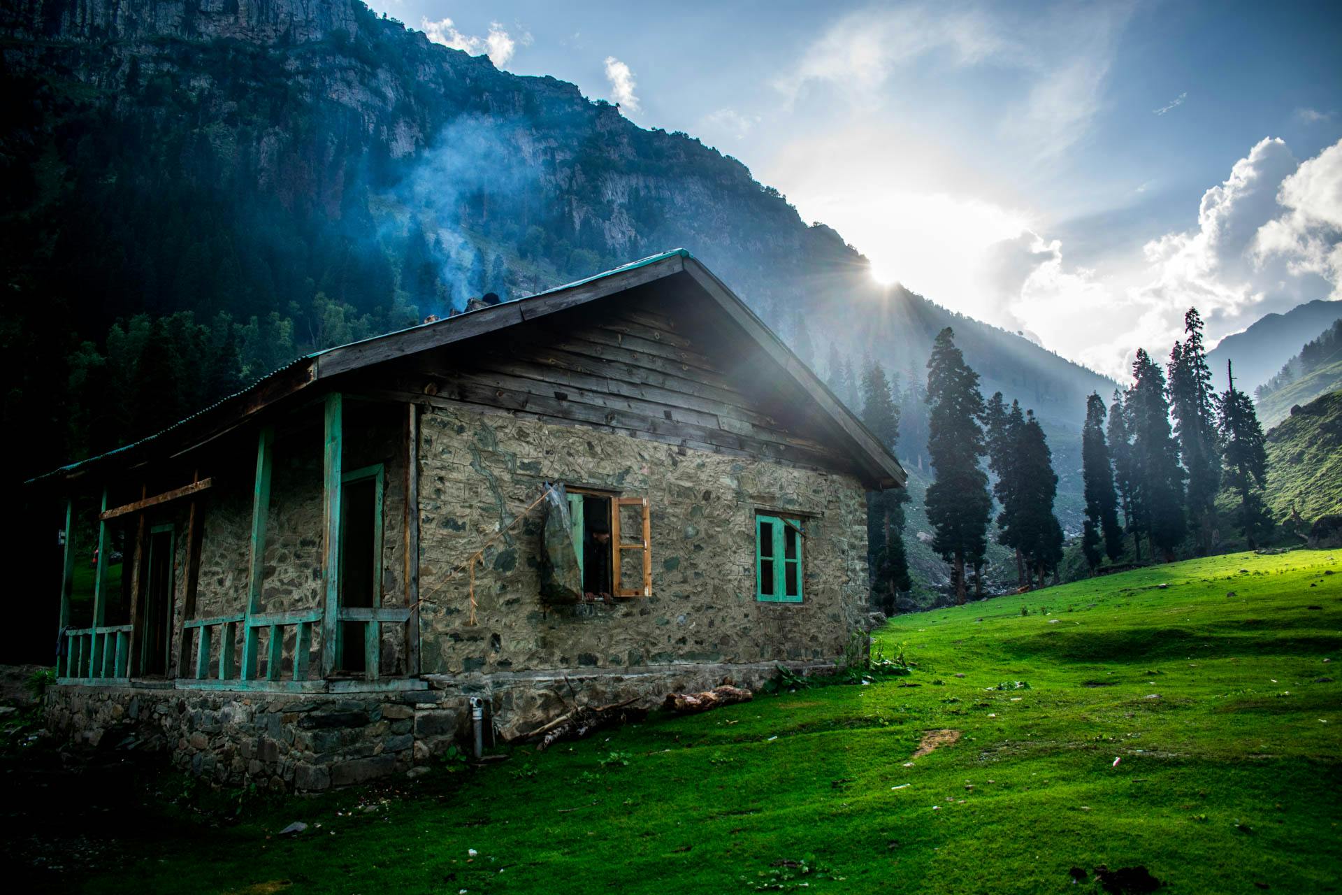 58328 feature tarsar marsar trek vaishali n lidderwat valley local establishment