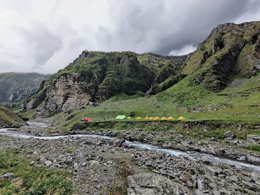 d5f604bc de7c 43e6 88cb 822e04496403 saruwas thatch rupin pass indiahikes nitesh kumar