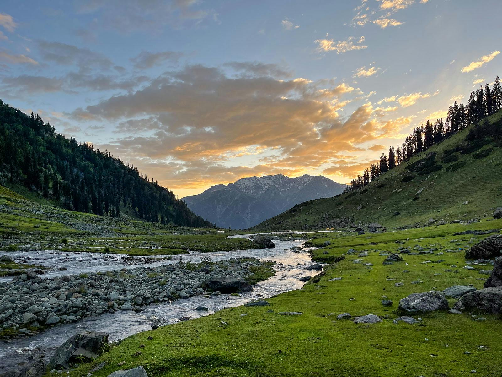 dbe8b38b b960 46e9 b6bc 42b4e4b3ac1b tulian lake amit fatnani indiahikes62